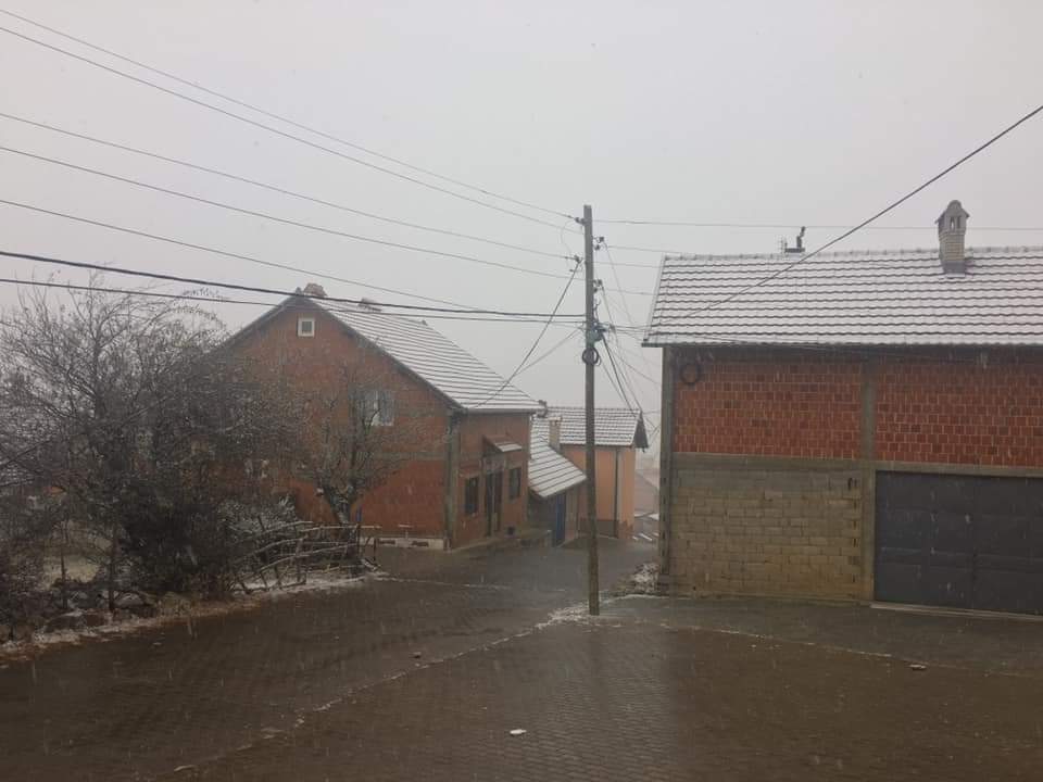 Bie bora e parë për këtë sezon në Opojë