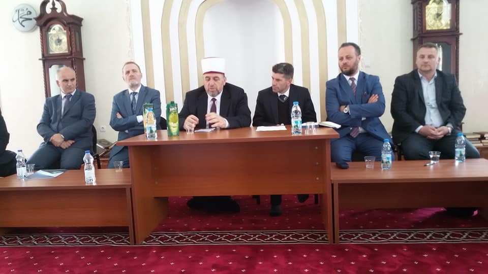 Myftiu i Kosovës Mr.Naim Tërnava mbajti takim me Imamët e KBI-së në Dragash