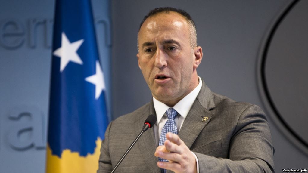 Haradinaj porosi të rinjve që të jenë vetë krijues edhe të mos presin nga shteti