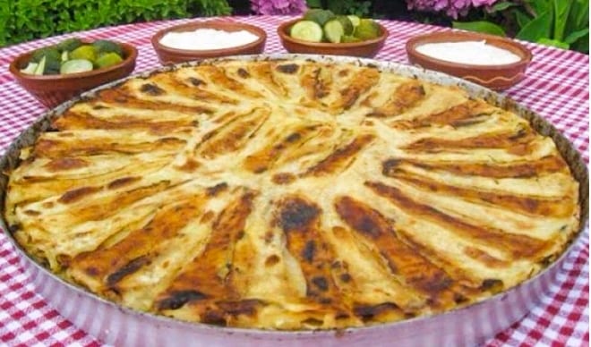 Flija një gatim tipik shqiptar me tradit shekullore