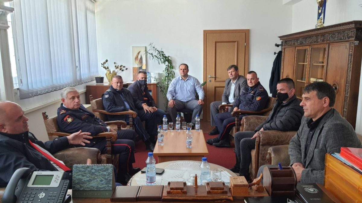 Kryetari i bashkisë së Kukësit z. Safet Gjici viziton Komunën e Dragashit