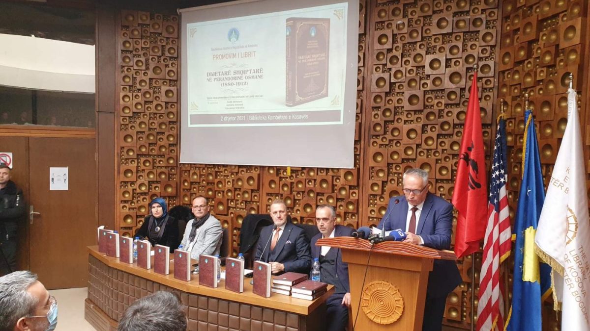 U promovua libri më i ri i historianit opojan dr. Sadik Mehmeti